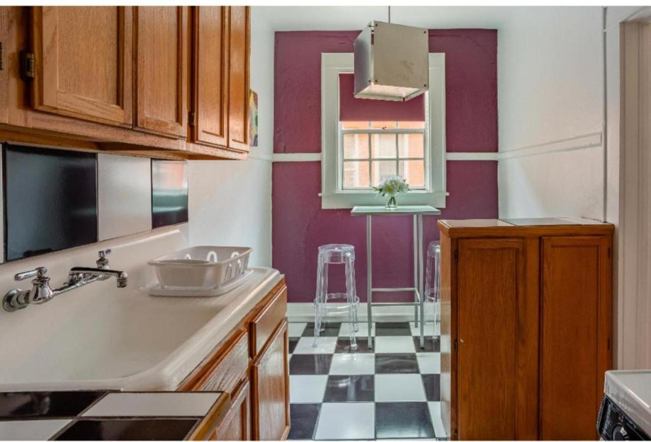 King Bed Walk To Downtown Apartman Sarasota Kültér fotó